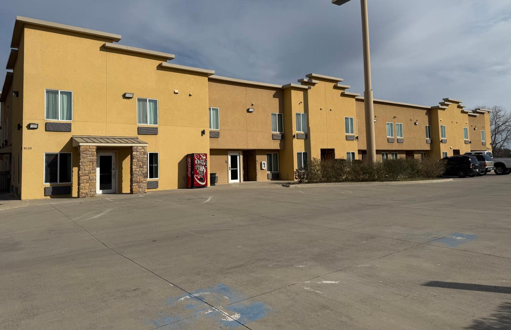 West Worth Inn & Suites White Settlement Zewnętrze zdjęcie