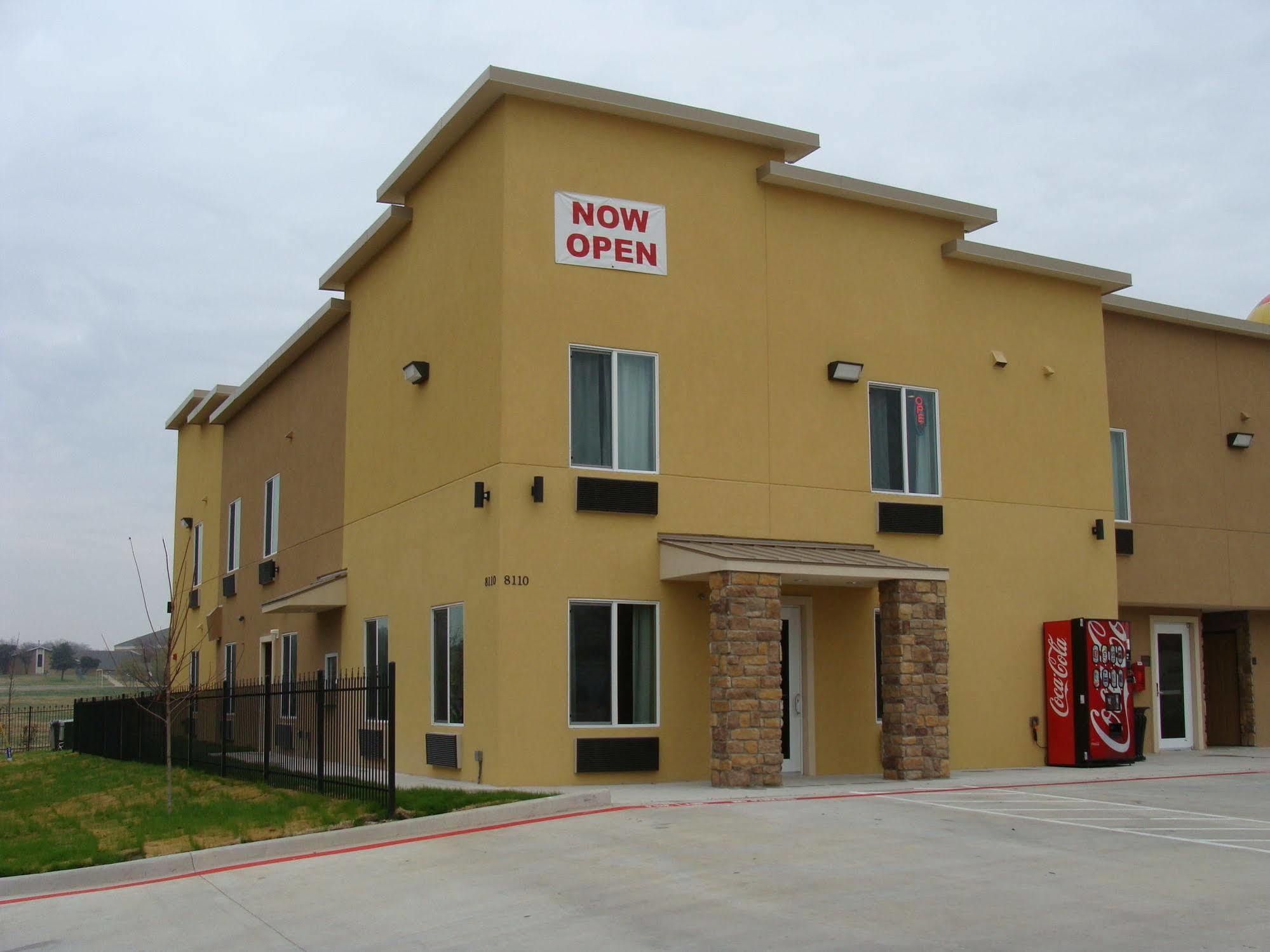 West Worth Inn & Suites White Settlement Zewnętrze zdjęcie