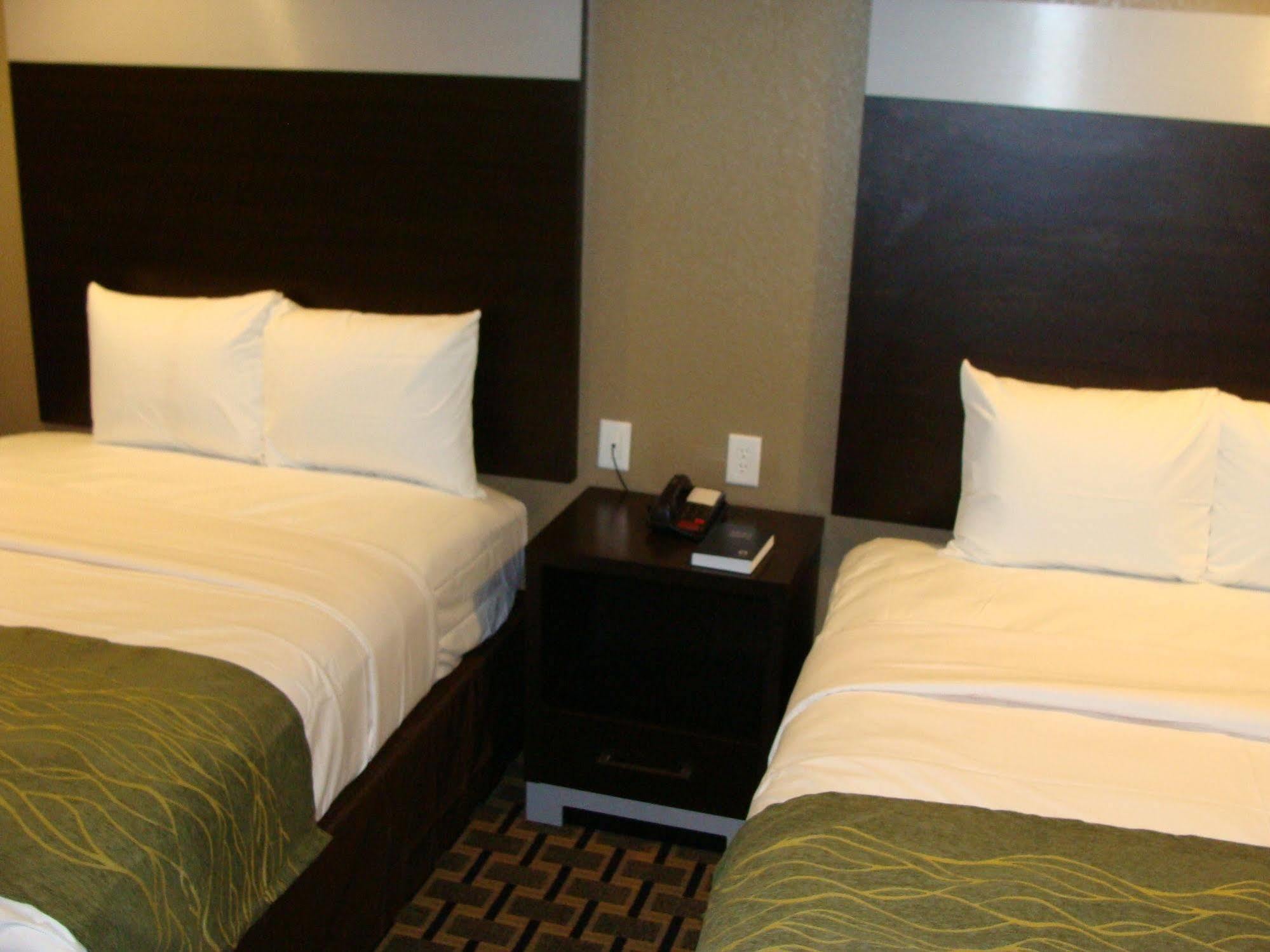 West Worth Inn & Suites White Settlement Zewnętrze zdjęcie