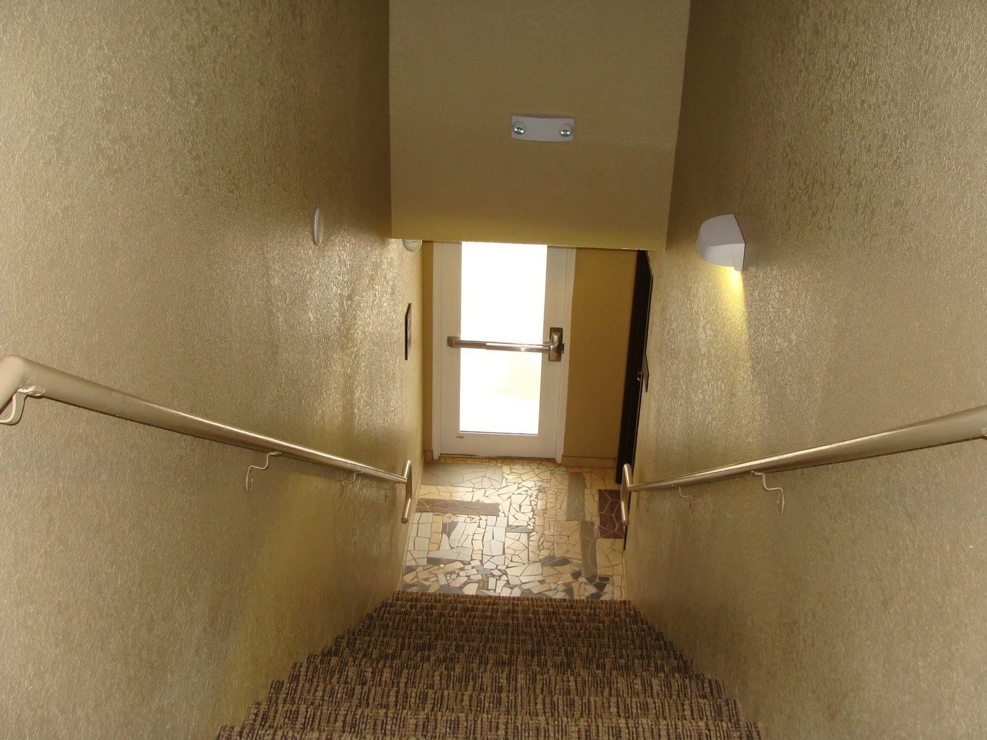West Worth Inn & Suites White Settlement Zewnętrze zdjęcie